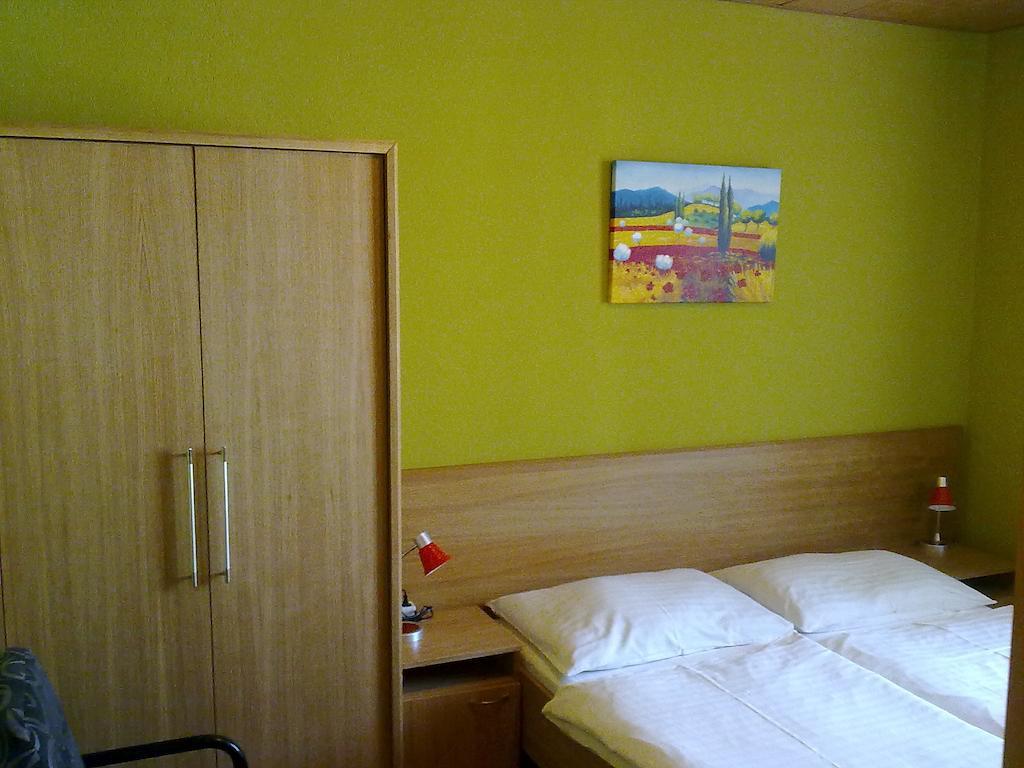 Pension Duel Ústí nad Labem Habitación foto